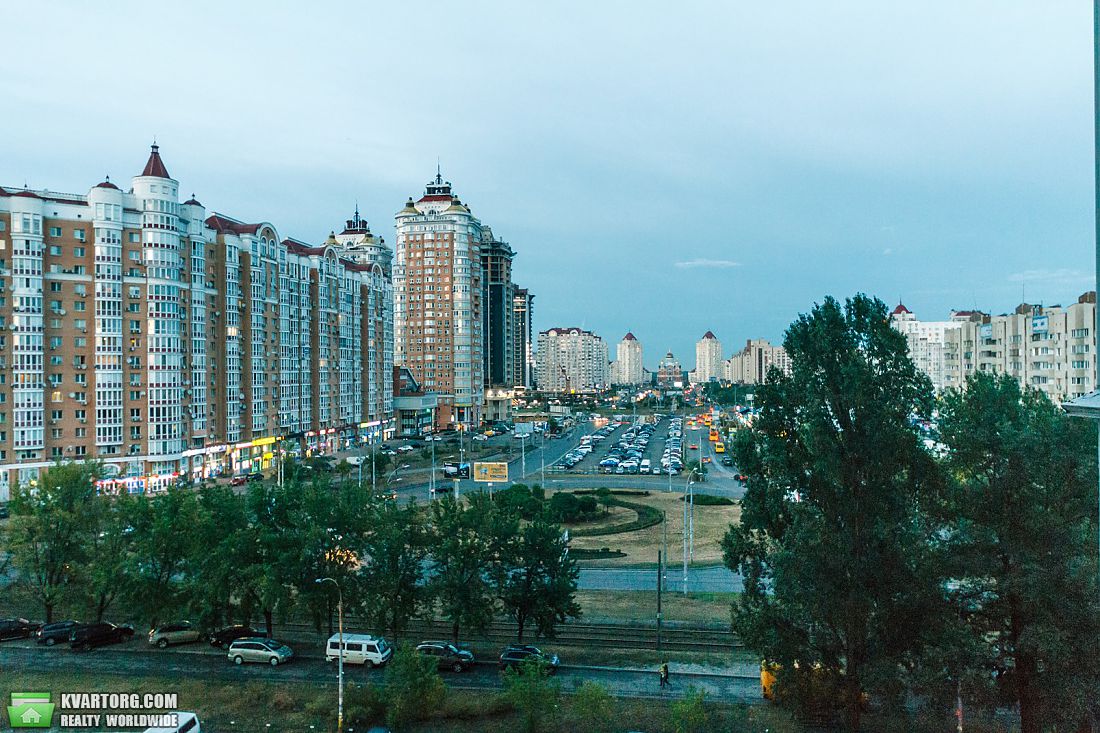 Rent out 4-room apartment. Киев, Тимошенко — photo 9