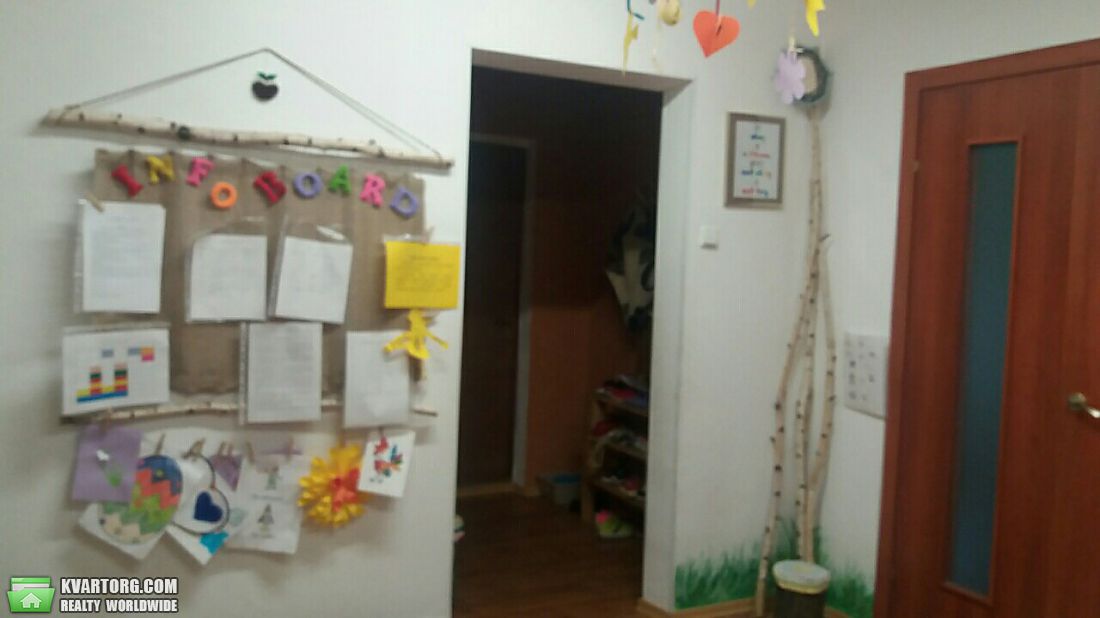 Rent out 3-room apartment. Киев,  Урловская — photo 9