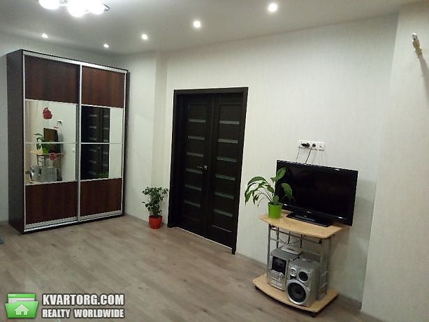 Sell 1-room apartment. Киев,  Ломоносова — photo 2