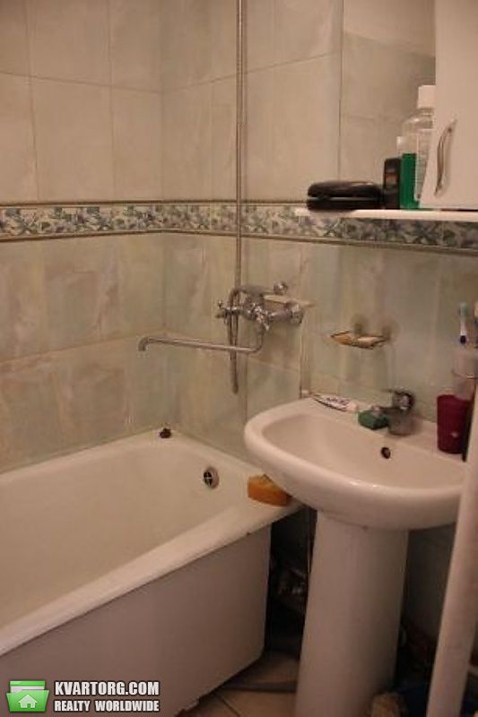Sell 2-room apartment. Киев,  Радужная — photo 5