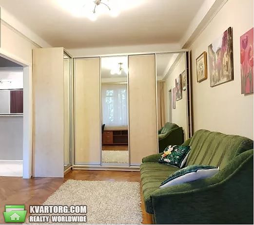Rent out 2-room apartment. Киев, Ружинская — photo 1