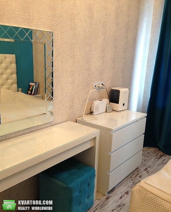 Rent out 2-room apartment. Киев,  Драгоманова — photo 3