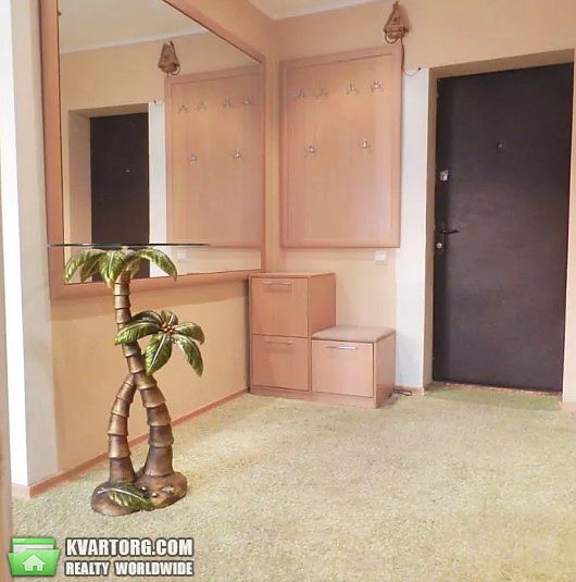 Rent out 1-room apartment. Киев,  Декабристов — photo 5