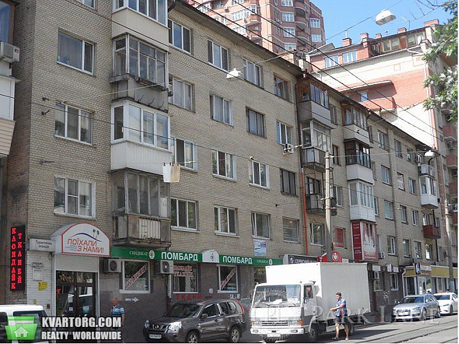 Sell 3-room apartment. Киев,  Дмитриевская — photo 1