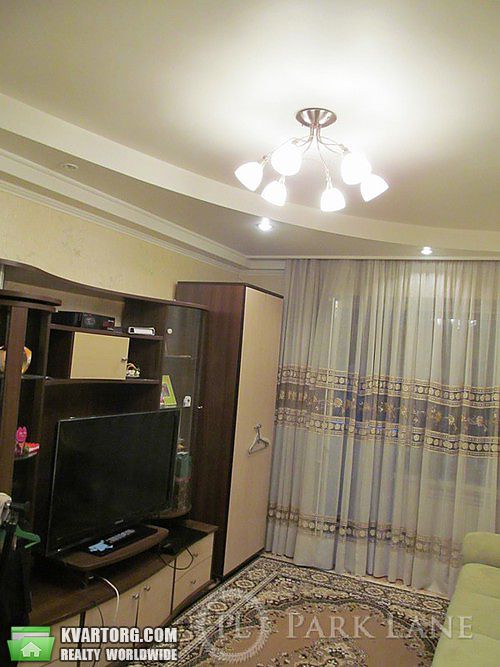 Sell 3-room apartment. Киев,  Майорова — photo 2