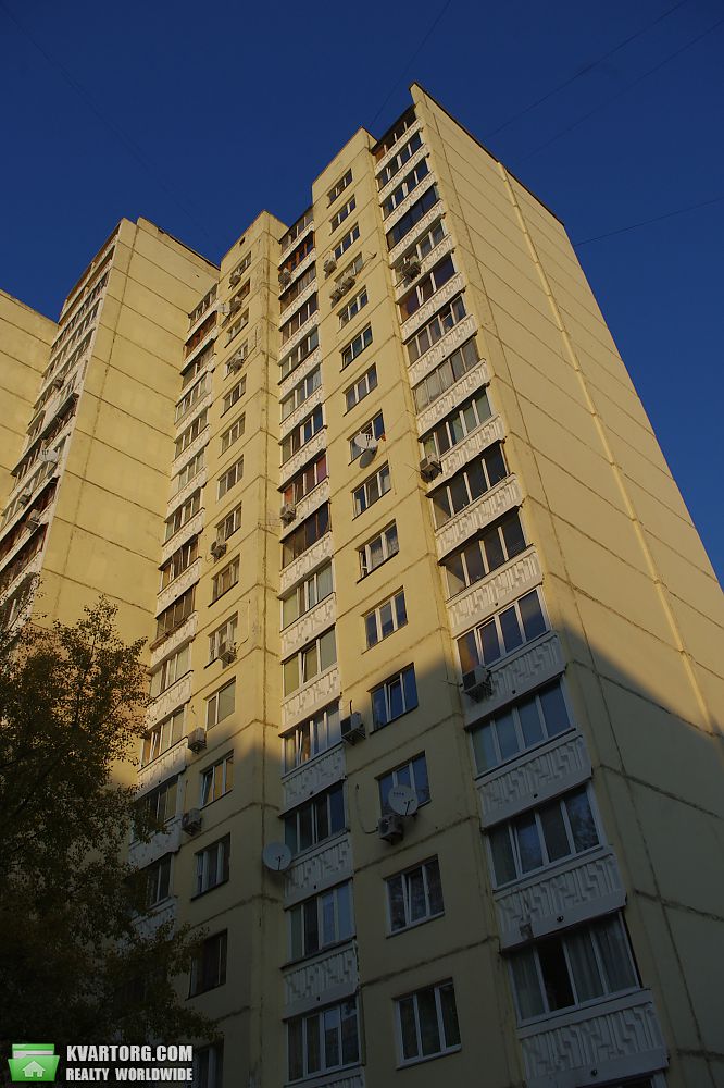 Sell 2-room apartment. Киев,  Героев Днепра — photo 2