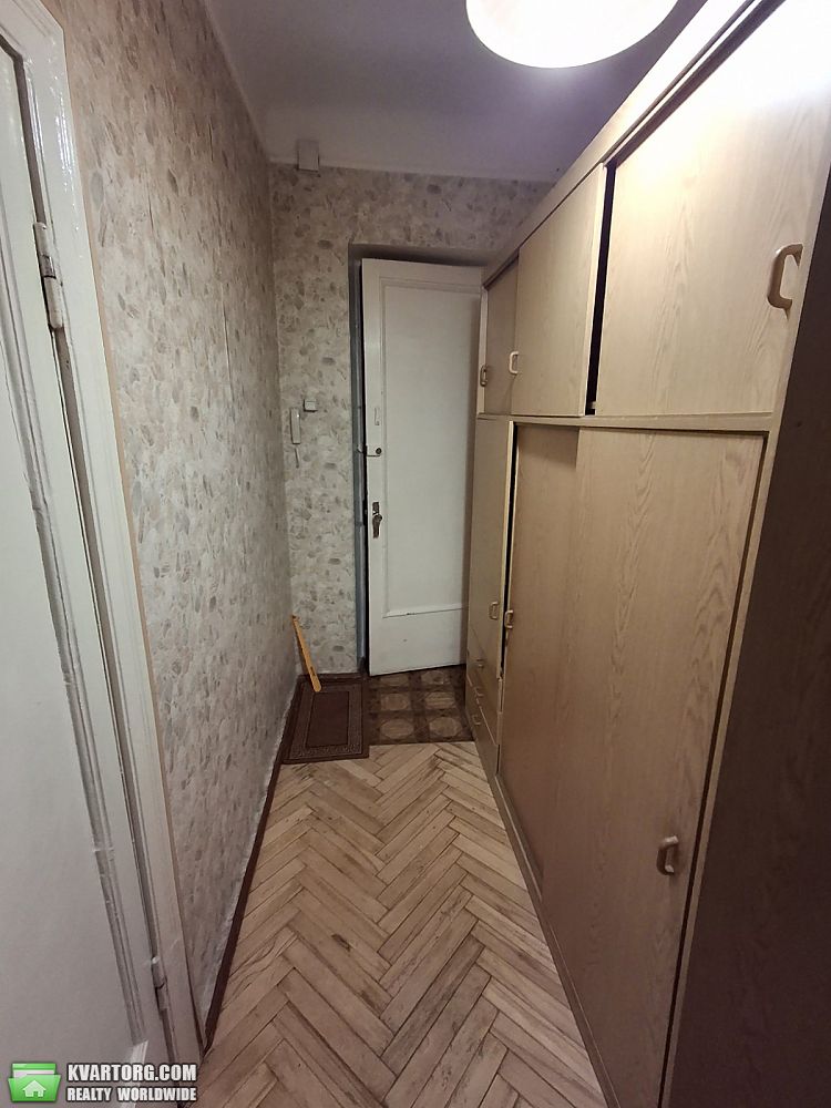 Rent out 2-room apartment. Киев,  Мартиросяна — photo 8