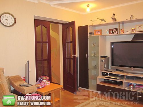 Sell 2-room apartment. Киев, Старонаводницкая — photo 4