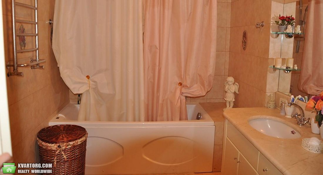 Rent out 4-room apartment. Киев,  Старонаводницкая — photo 5
