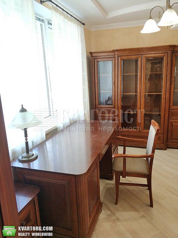 Rent out 3-room apartment. Киев,  Суворова — photo 5