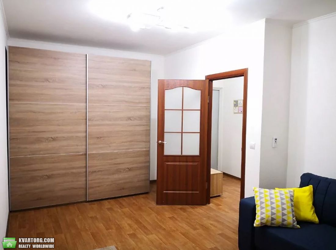 Rent out 1-room apartment. Киев, ул. Софии Русовой — photo 7