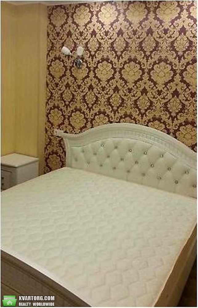 Rent out 3-room apartment. Киев,  Боженко — photo 3