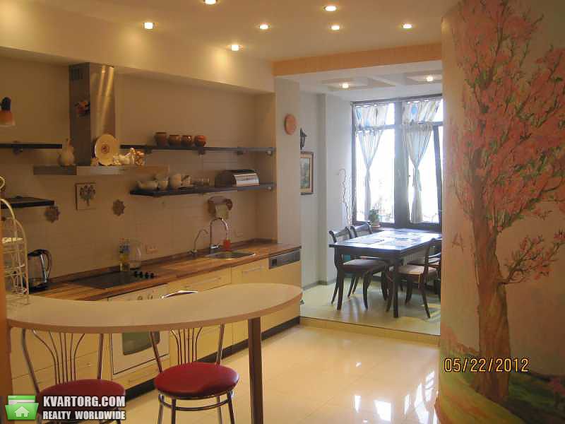 Rent out 2-room apartment. Одесса, Тенистая — photo 1