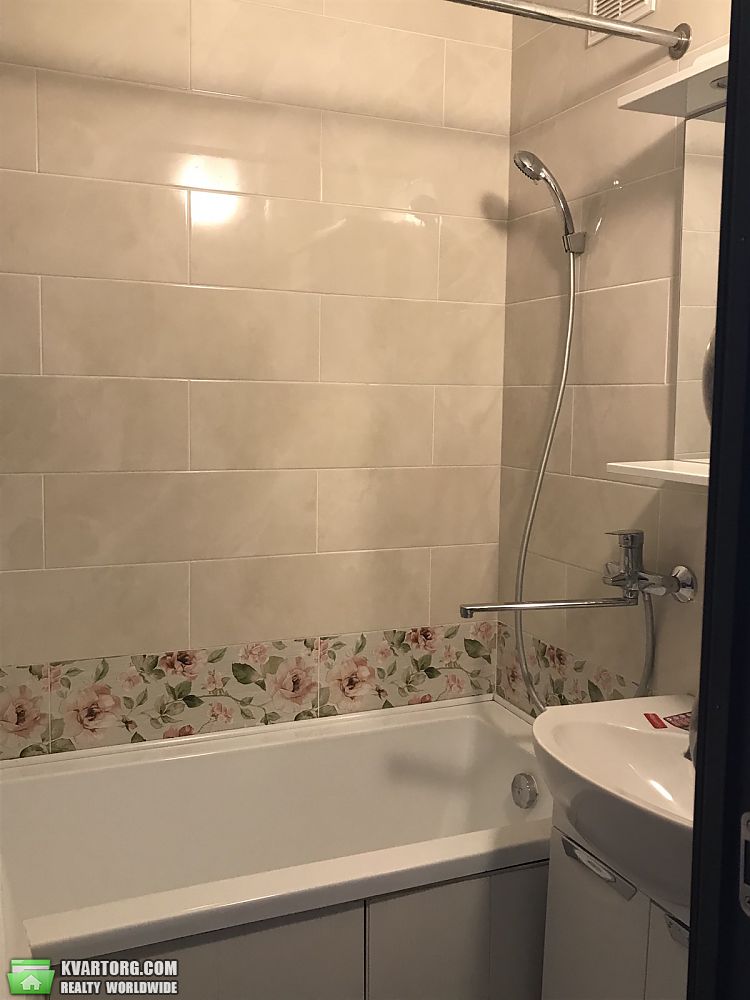 Rent out 1-room apartment. Киев,  Булгакова — photo 5