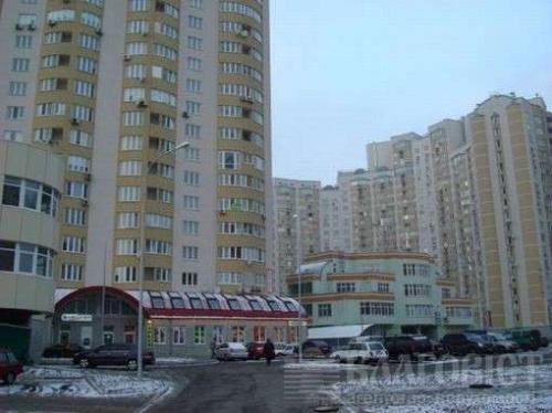 Sell 3-room apartment. Киев, Днепровская наб. — photo 2