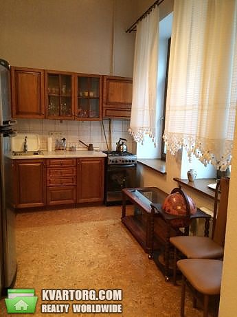 Sell 3-room apartment. Киев,  Рейтарская — photo 4