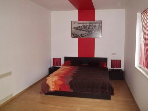 Rent out 1-room apartment. Одесса, Пироговская — photo 1