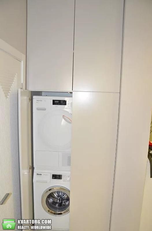 Rent out 2-room apartment. Киев, Деловая — photo 4