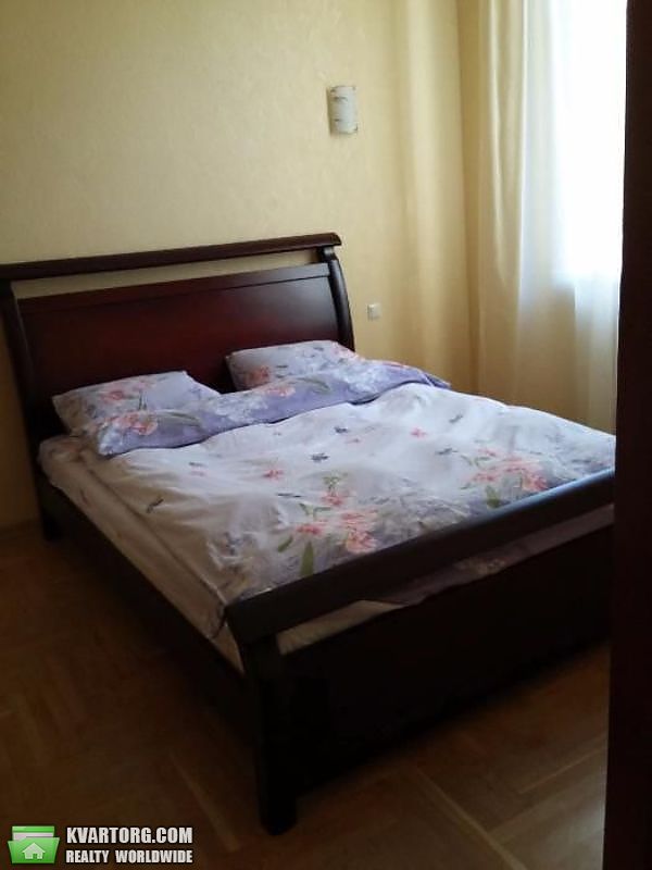 Rent out 3-room apartment. Киев,  Малая Житомирская — photo 5