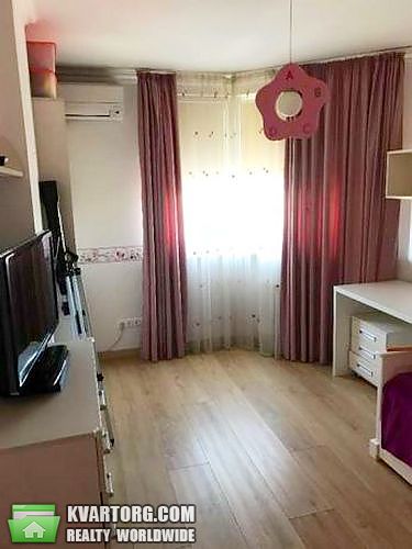 Rent out 3-room apartment. Киев,  Гетьмана — photo 5