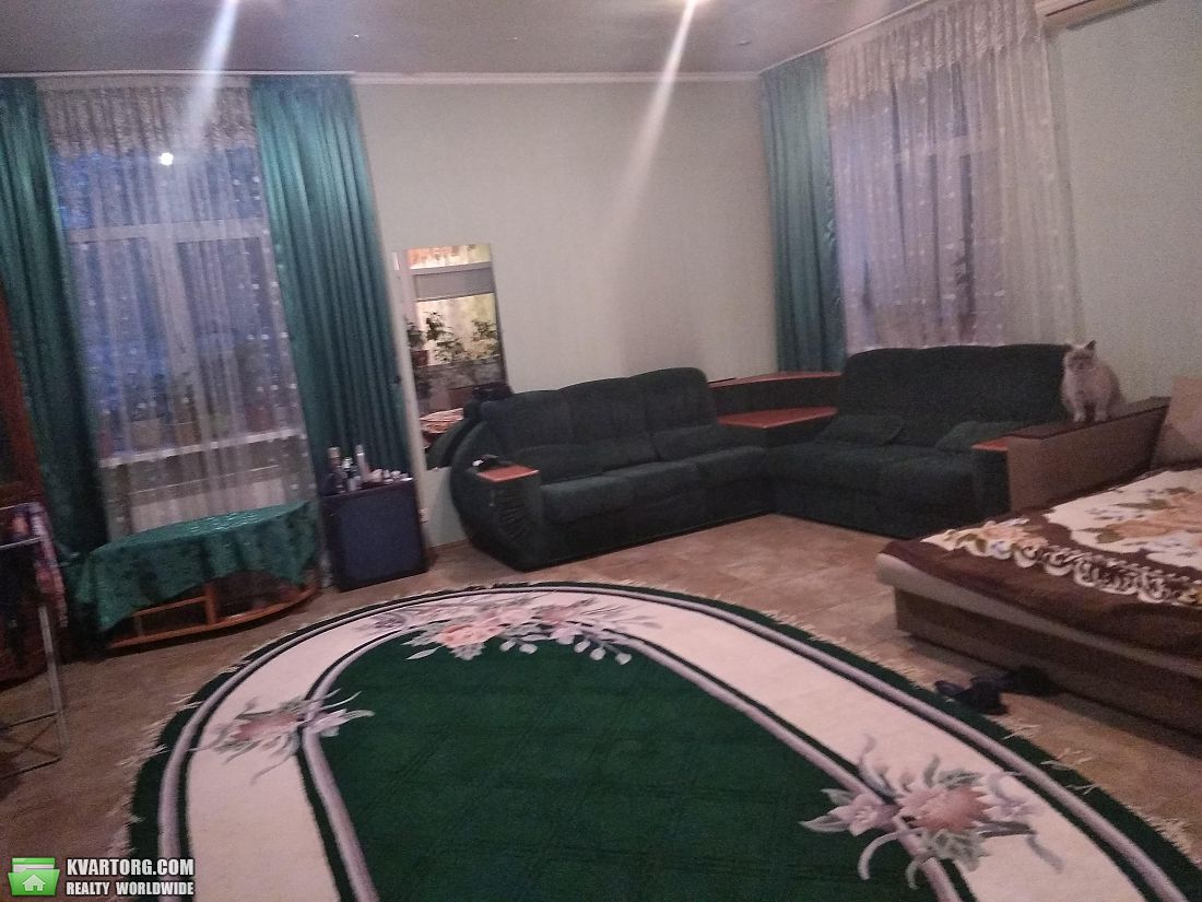 Sell 3-room apartment. Киев,  Ялтинская — photo 1