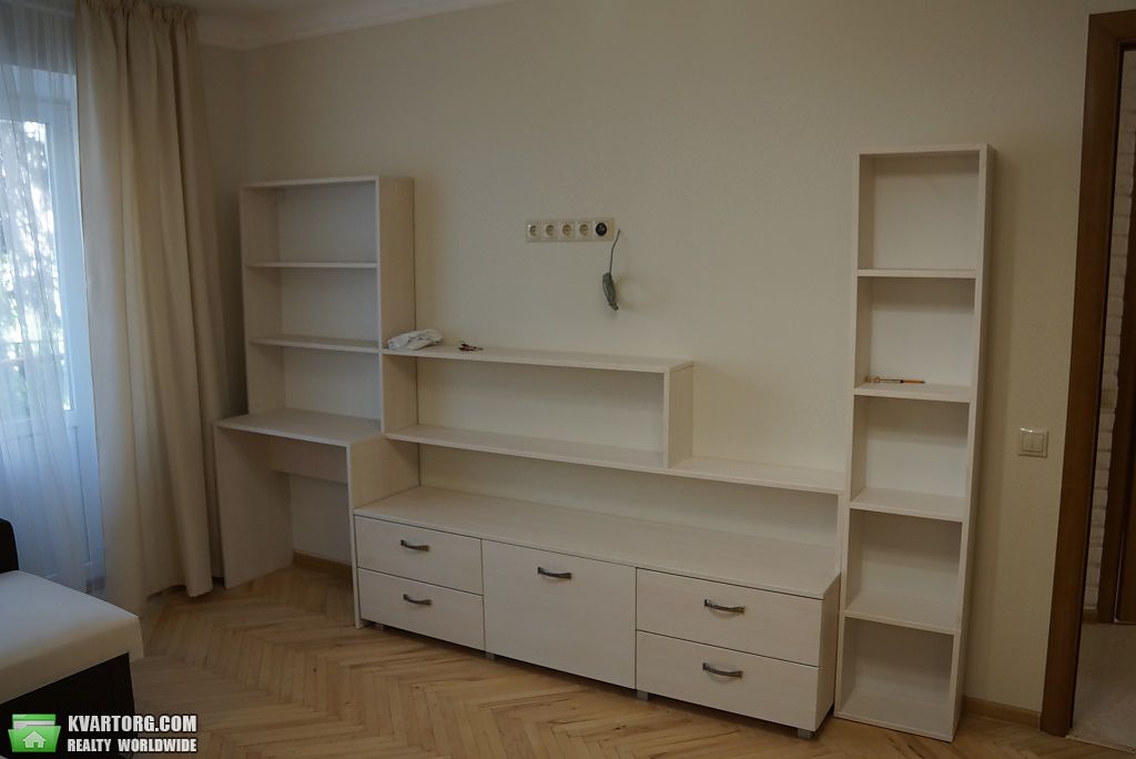Rent out 1-room apartment. Киев,  Смелянская — photo 3