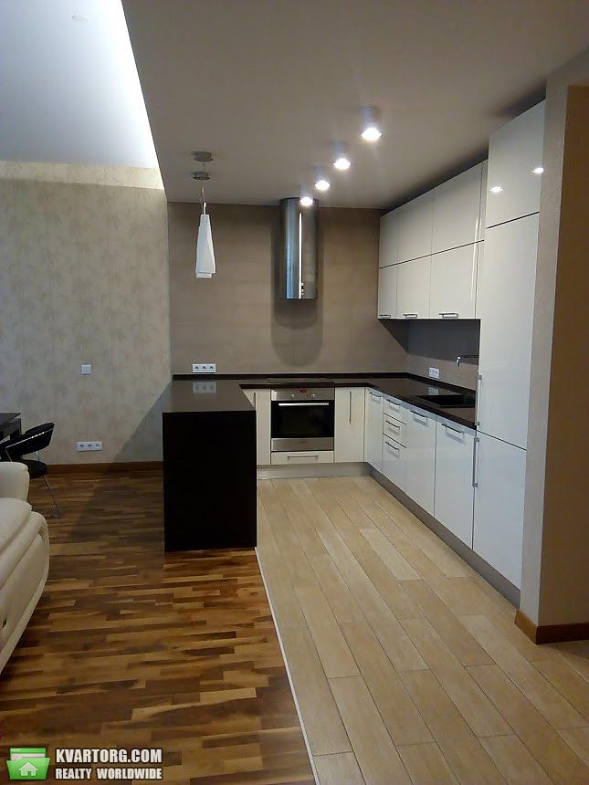 Rent out 2-room apartment. Киев,  Окипной — photo 9