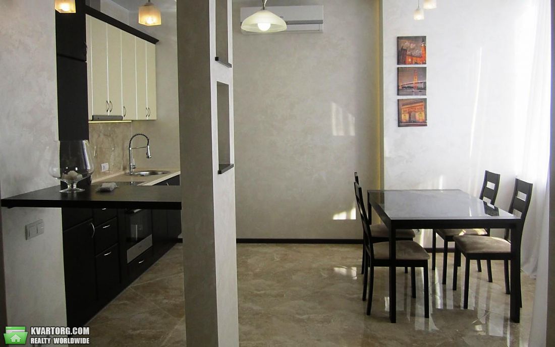 Rent out 3-room apartment. Киев,  Барбюса — photo 3