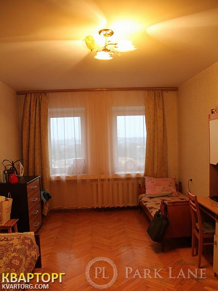 Sell 4-room apartment. Киев,  Срибнокильская — photo 1