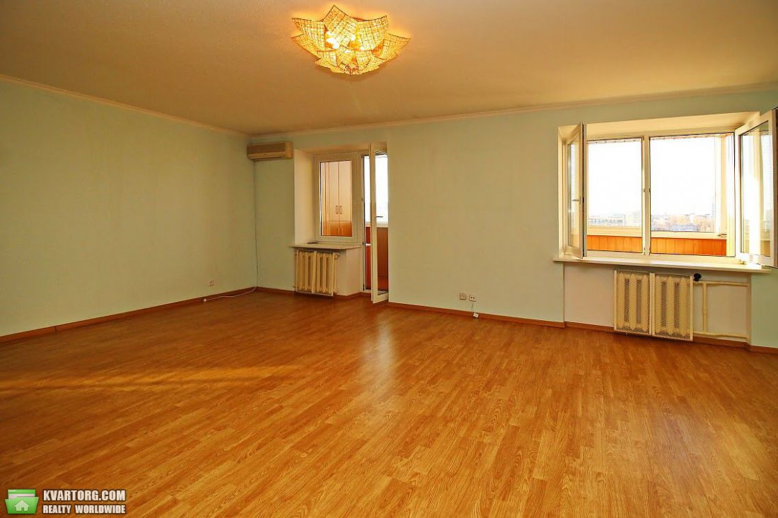 Sell 4-room apartment. Киев,  Довженко А. — photo 7
