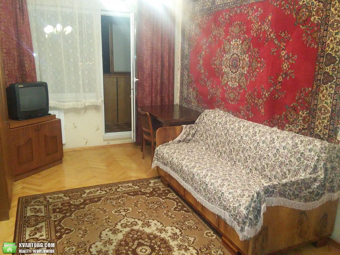 Rent out 2-room apartment. Киев,  Маяковского — photo 3