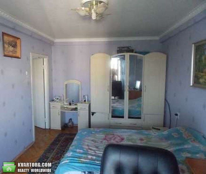 Sell 3-room apartment. Киев,  Озерная — photo 1