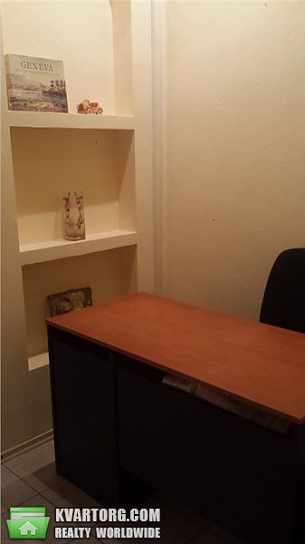 Rent out office. Киев, ул.Гончара — photo 1
