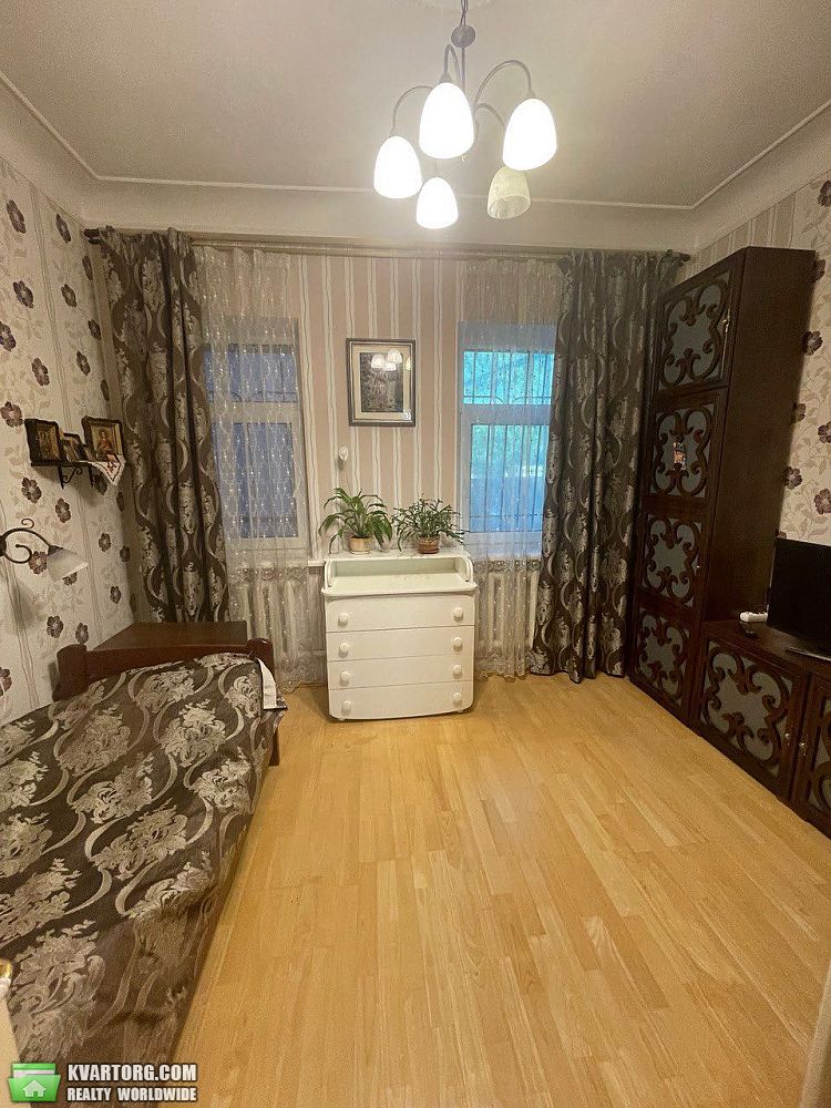Sell 5-room apartment. Днепропетровск, Радищева — photo 2
