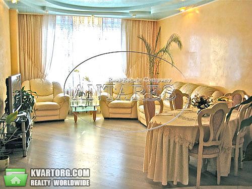 Rent out 3-room apartment. Киев, Жилянская — photo 3