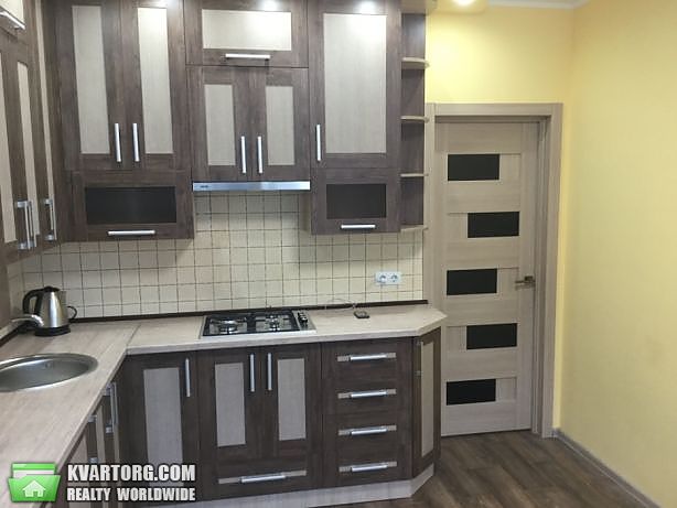 Rent out 1-room apartment. Киев, Практичная — photo 1