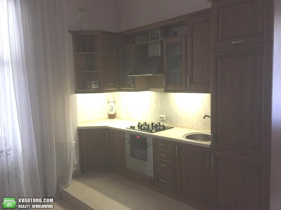 Rent out 3-room apartment. Киев,  Гончара — photo 3