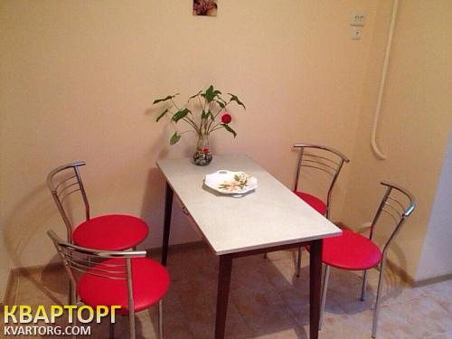 Rent out 2-room apartment. Киев, Героев Днепра — photo 9