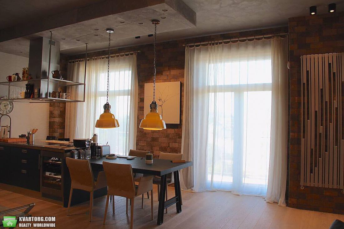 Rent out 3-room apartment. Киев, новоселицкая — photo 1