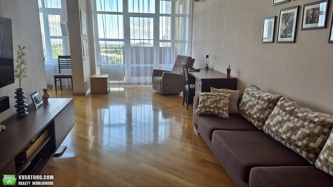 Sell 3-room apartment. Киев, Парково-Сирецька — photo 3