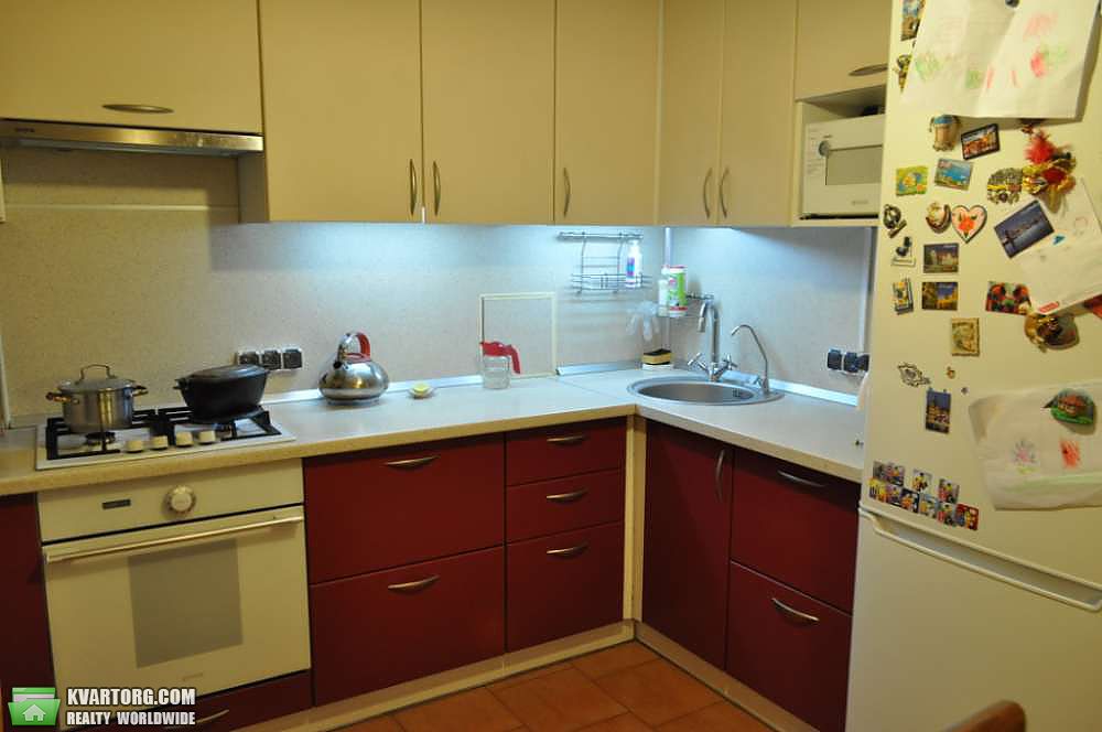 Sell 4-room apartment. Киев,  Зодчих — photo 3