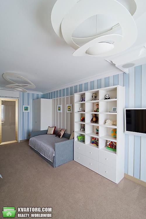 Rent out 5-room apartment. Киев,  Шевченко бул — photo 8