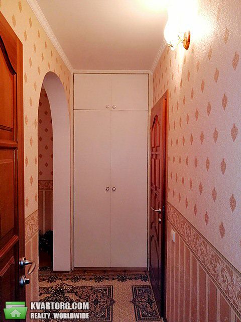 Rent out 3-room apartment. Киев, Декабристов — photo 10