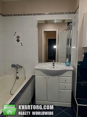 Rent out 2-room apartment. Киев, Лесі Курбаса — photo 8