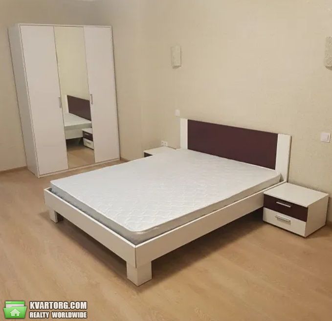 Rent out 1-room apartment. Киев, Драгоманова — photo 5