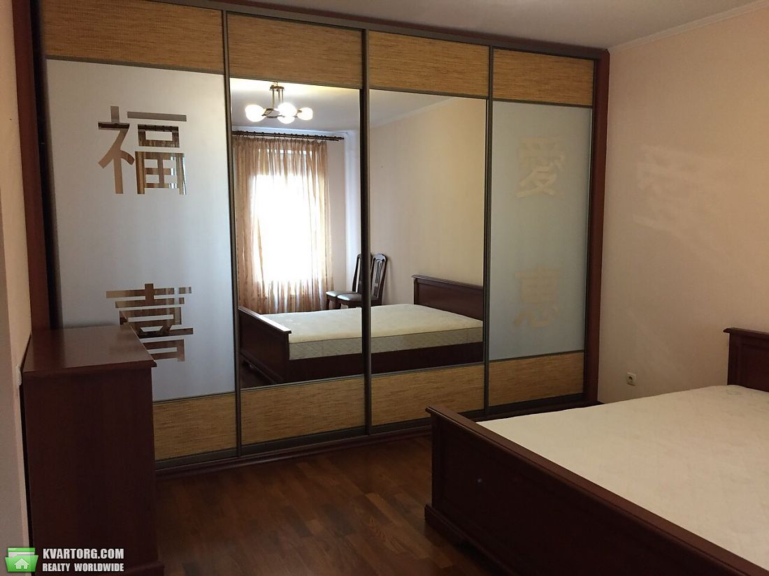 Rent out 2-room apartment. Киев,  Ломоносова — photo 3