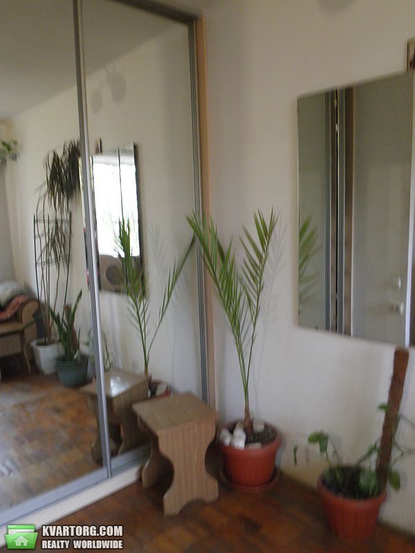 Sell 1-room apartment. Киев,  Зодчих — photo 2