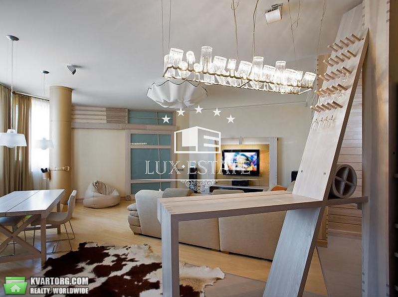 Sell 4-room apartment. Харьков, Ромена Роллана — photo 1