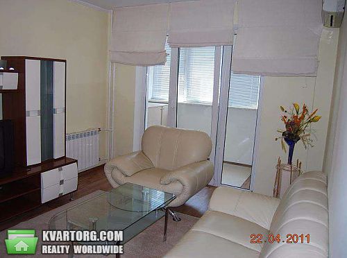 Rent out 3-room apartment. Киев, Княжий Затон — photo 3