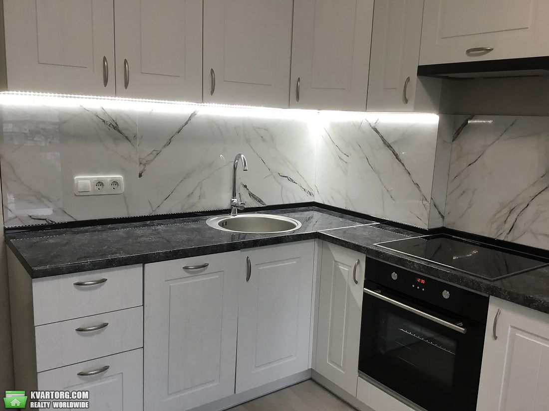 Rent out 2-room apartment. Киев, Липковского — photo 4